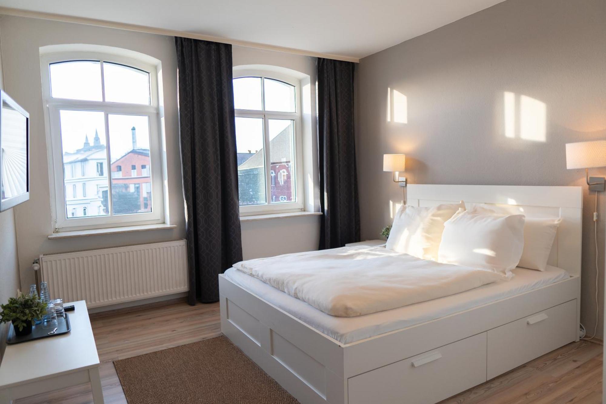 Apartment Hotel Lindeneck Erfurt Bagian luar foto