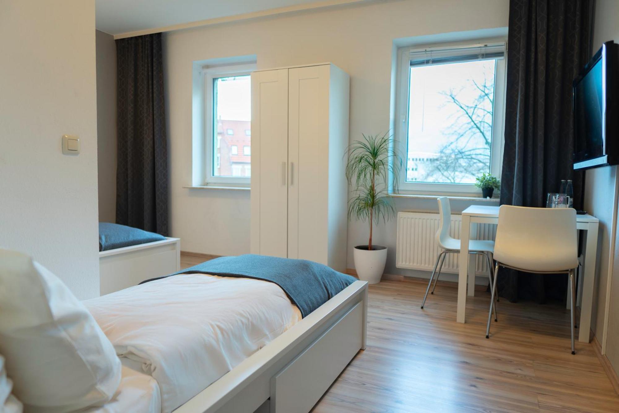 Apartment Hotel Lindeneck Erfurt Bagian luar foto